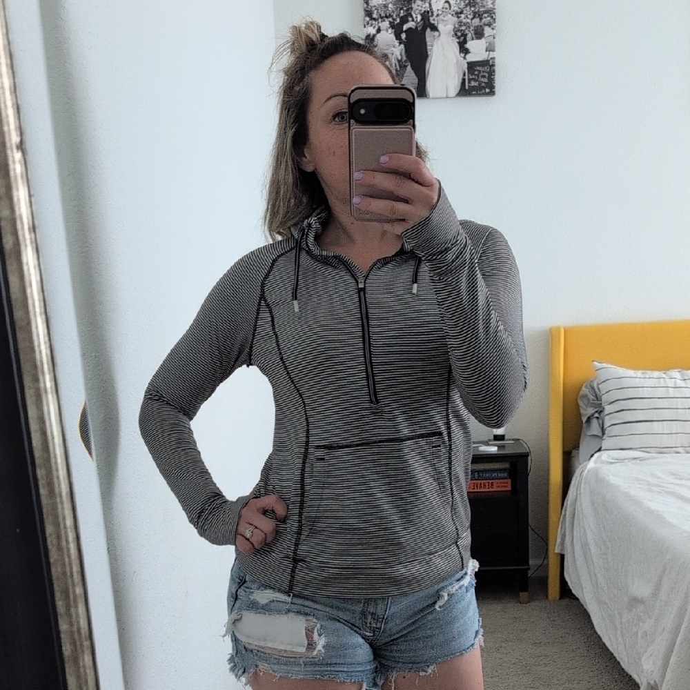 Black White Stripe Activewear Pullover Half Zip Hoodie Women's Medium